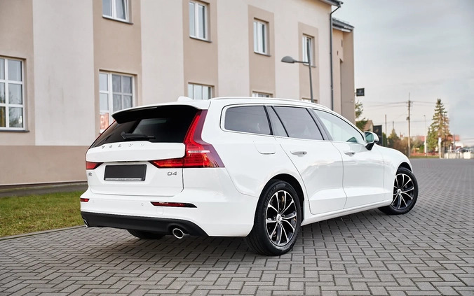 Volvo V60 cena 77900 przebieg: 180000, rok produkcji 2018 z Płock małe 781